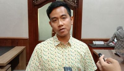 Emoh Komentari Golkar dan PAN Gabung Dukung Prabowo Subianto, Gibran: Saya Bukan Siapa-siapa!