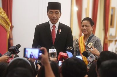 Jokowi Bantah Jalin Komunikasi dengan Golkar dan PAN soal Dukungan ke Prabowo: Itu Urusan Partai!