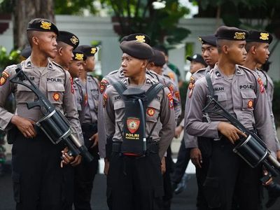 Ratusan Personel Gabungan Amankan Renungan Suci di TMP Kalibata Jelang HUT RI