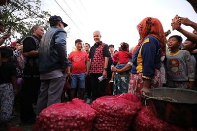 Beres Revitalisasi Senilai Rp3,3 Miliar, Ganjar Resmikan Pasar Bawang Sengon di Brebes