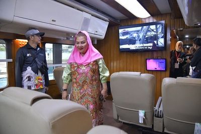 Bersama PT.KAI, Mbak Ita Ajak Peserta Rakernas X JKPI Ikuti Heritage Tour ke Stasiun Kedungjati