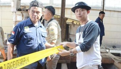 Pemkab Bogor Segel Pabrik Buang Limbah ke Sungai Cileungsi