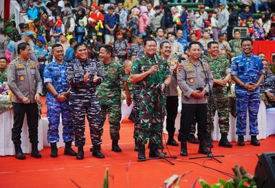 Hadiri Bakti Kesehatan Sosial Altar 89, Kapolri: Bukti Sinergitas TNI-Polri di Masyarakat