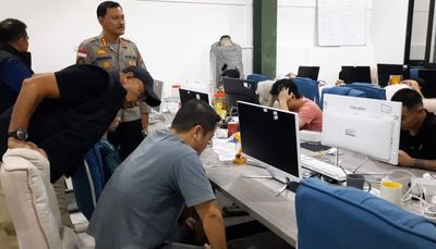 Modus Pelaku Love Scamming di Batam Berujung Digrebek: Bikin Nyaman, Lalu Peras dan Ancam Korban