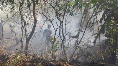 2 Kebakaran Lahan Terjadi dalam Sehari di Parepare, Beruntung Tak Sampai Rumah Warga
