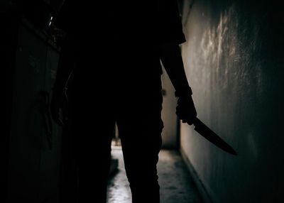 Gelap Mata Lihat Istri Mendua, Pria di Parepare Bacok Selingkuhan Istri di Rumah Mertua