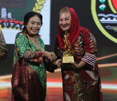 Wali Kota Semarang Raih Penghargaan Berkat Sukses Turunkan Stunting secara Holistik