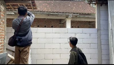 Akses Jalan Rumah Pedagang Ayam di Ponorogo Ditembok Tetangga, Alasannya Gegara Suara Motor