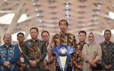 Presiden Jokowi Resmikan Kereta Cepat Jakarta Bandung Whoosh, Segini Tarifnya