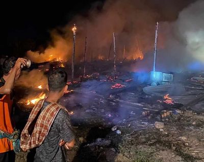 Si Jago Merah Amuk Rumah Panggung dan Gudang Mebel Jepara di Pinrang, Kerugian Ditaksir Ratusan Juta