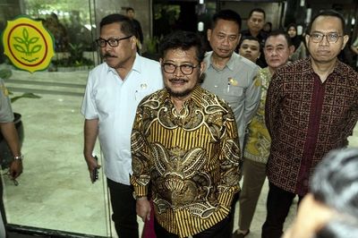 Eks Mentan SYL Resmi Jadi Tersangka, Diduga Nikmati Duit Korupsi Rp13,9 Miliar