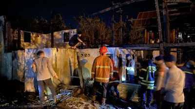 Rumah Praktek Bidan di Parepare Dilalap Si Jago Merah, Kerugian Sampai Ratusan Juta Rupiah!