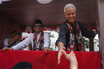 Survei Terbaru: Ganjar-Mahfud Teratas, AMIN Diprediksi Kandas di Putaran Pertama