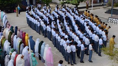 Puluhan Ribu Siswa di Sulawesi Tenggara Salat Gaib dan Doa Bersama untuk Palestina
