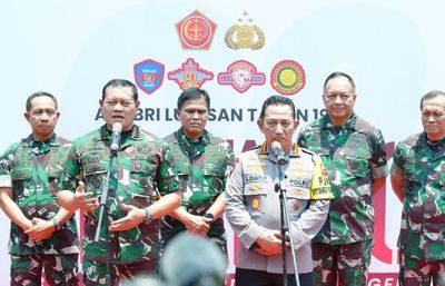 Hadiri Acara Baksos Akabri 1990, Kapolri dan Panglima TNI Bahas Sinergitas hingga Pemilu Damai