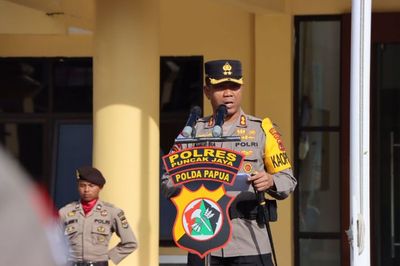 Pria Diduga KKB Todong Polisi Pakai Senpi Plastik di Papua, Berujung Tewas Ditembak