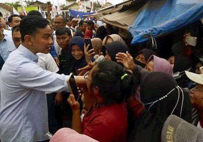 Gibran Ajak Pendukung Santai Hadapi Fitnah: Senyumin Saja
