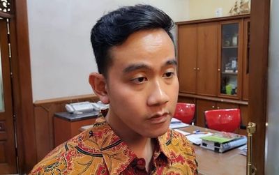 Dapat Dukungan dan Doa dari Ibu Iriana, Gibran: Mendoakan yang Terbaik