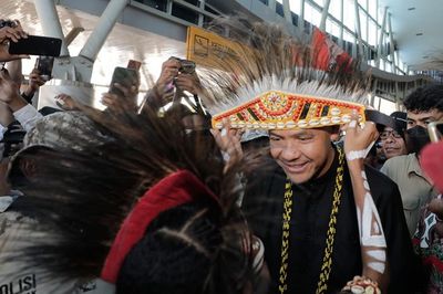Serap Aspirasi ke Sorong, Ganjar Diteriaki Warga Presiden!