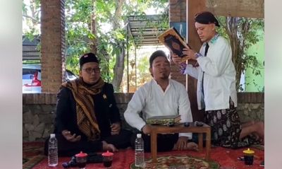 Maulana Ishaq Asal Kudus Mengaku sebagai Imam Mahdi