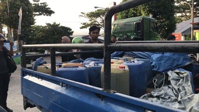 Polda Maluku Ungkap Praktek BBM Ilegal di SPBU, Sejumlah Sopir dan Operator SPBU Ditangkap