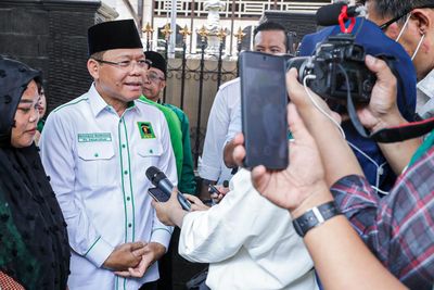Plt Ketum PPP Muhamad Mardiono Tinjau Rumah Sehat di Cirebon