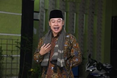 Dikunjungi Anies dan Prabowo, Kiai Adib Pimpinan Ponpes Buntet Tetap Dukung Ganjar