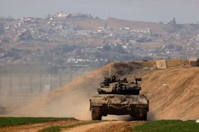 Perluas Serangan, Tank-Tank Pasukan Israel Masuk Ke Wilayah Gaza Tengah