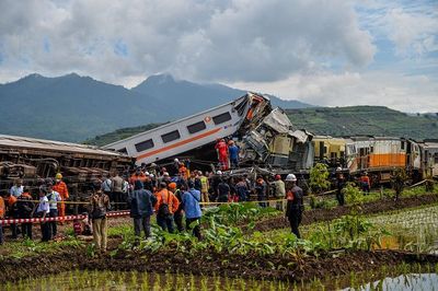 Tragedi Kecelakaan Kereta Api di Lintas Haurpugur-Cicalengka: KAI Segera Tangani Dampak dan Berikan Kompensasi