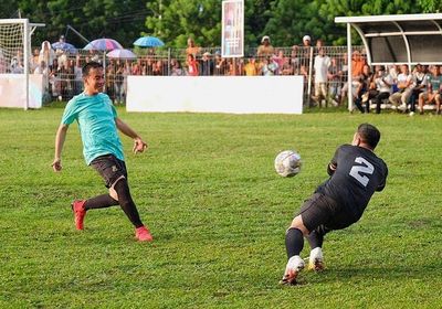 Kampanye di Ambon, Gibran dan Raffi Ahmad Tanding Bola di Samsul Mini Soccer