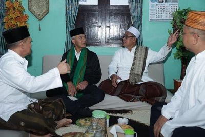 Sowan ke Ponpes Ma hadut Tholabah Tegal, Ganjar Didoakan Jadi Presiden hingga Dapatkan Masukan