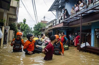 Banjir di Bandung: Krisis Akibat Jebolnya Tanggul Sungai Cikapundung