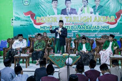 Mardiono Kunjungi Ponpes di Brebes untuk Motivasi Kader, Didoakan Kiai dan Ribuan Santri