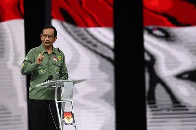 Gibran Pengin Cabut IUP Nakal, Mahfud: Gak Gampang, Banyak Mafianya