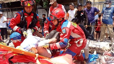 Tembok SPBU Pertamina di Tebet Barat Roboh, 3 Orang Warga Meninggal Dunia
