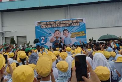 Disambut Ribuan Karyawan Saat Kunjungi PT Sritex Sukoharjo, Gibran Diteriaki Mas Samsul
