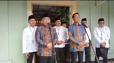 Gus Yahya Tegaskan NU Netral, Sebut Tiru Sikap Sri Sultan HB X