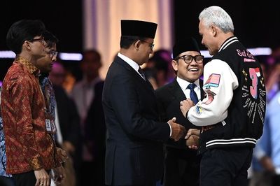 Simak Lagi Momen Kompak Anies-Ganjar Sindir Politisasi Bansos di Depan Prabowo