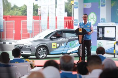 Pertama! PLN Resmikan Stasiun Pengisian Kendaraan Hidrogen