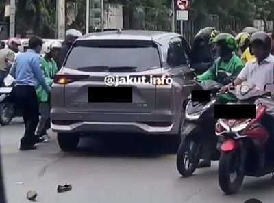 Viral Wanita Terjun Bebas Dari Fly Over di Jakut Sampai Timpa Mobil, Beruntung Masih Selamat