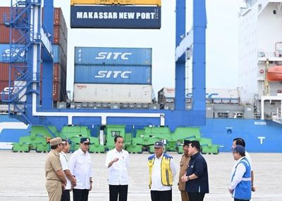 Presiden Jokowi Resmikan Makassar New Port Menjadi Pusat Logistik Terbesar di Indonesia Timur