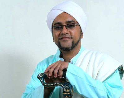 Wafat Usai Salat Duha, Ini Profil Habib Hasan bin Jafar Assegaf, Perjalan Hidupnya Jadi Teladan Bagi Kita Semua