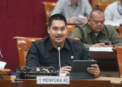 Sempat Turun ke Jalan untuk Temui Pedemo, Menpora Dito: Selamat Menjalankan Hak Demokrasi Kawan-kawan!