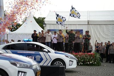 Kapolri Lepas 20 Ribu Pemudik Gratis dari Monas