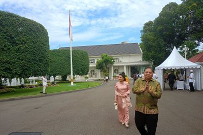 Rombongan Keluarga Menteri Kunjungi Istana Negara untuk Silaturahmi Idul Fitri dengan Presiden Jokowi dan Istri