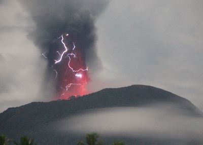Fakta-fakta Letusan Gunung Ibu di Halmahera yang Akibatkan 7 Desa Mengungsi