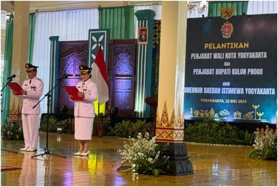 Sri Sultan HB X Lantik PJ Bupati Kulon Progo dan PJ Walikota Jogja, Ini Harapannya