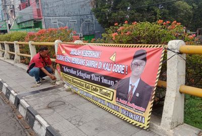 Beri Dukungan, Paguyuban Masyarakat Kali Code Mandiri Pasang Spanduk Fokki Calon Wawali Kota Jogja di Pilkada 2024