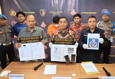 Kasus Tipu-tipu Jual Beli Mobil Eks Taksi Deka Reset Terbongkar, Marketing Diciduk Polisi!