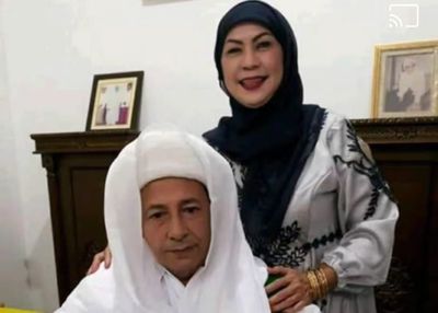 Mengenal Sosok Syarifah Salma, Istri Kesayangan Habib Luthfi bin Yahya yang Meninggal Dunia di Usia 66 Tahun